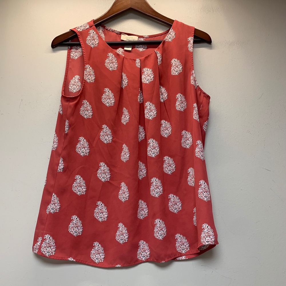 Loft Outlet Sleeveless Blouse Womens Medium Coral Red Excellent Paisley Pleated